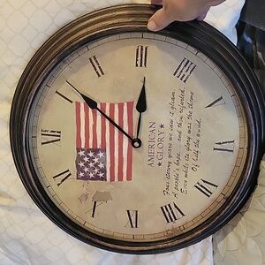 American Flag Wall Clock, bronze outer Rim NWOT